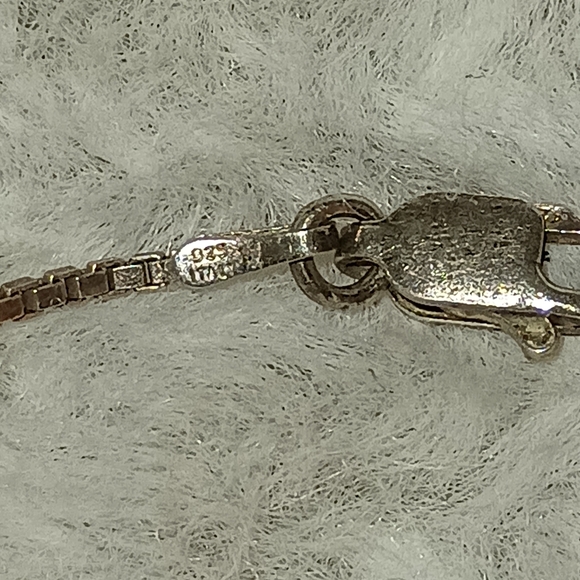 18 inches Sterling Silver Box Chain (925/Italy) - Picture 3 of 3
